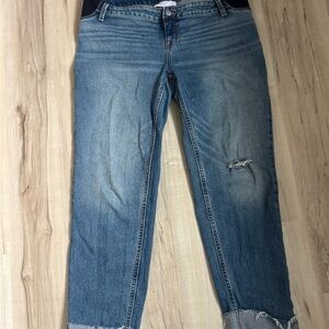Maternity cropped Blue Distressed Jeans